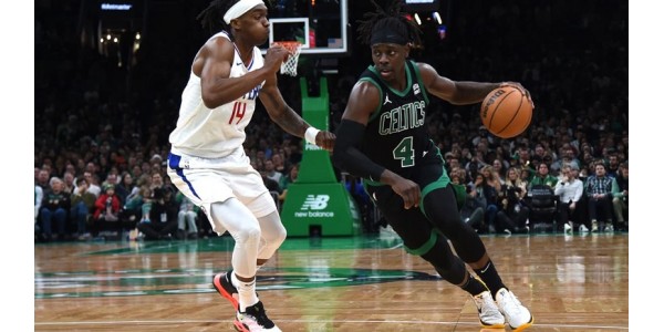 EspañolJrue Holiday ganó dos campeonatos este verano EspañolJrue Holiday ganó dos campeonatos este verano